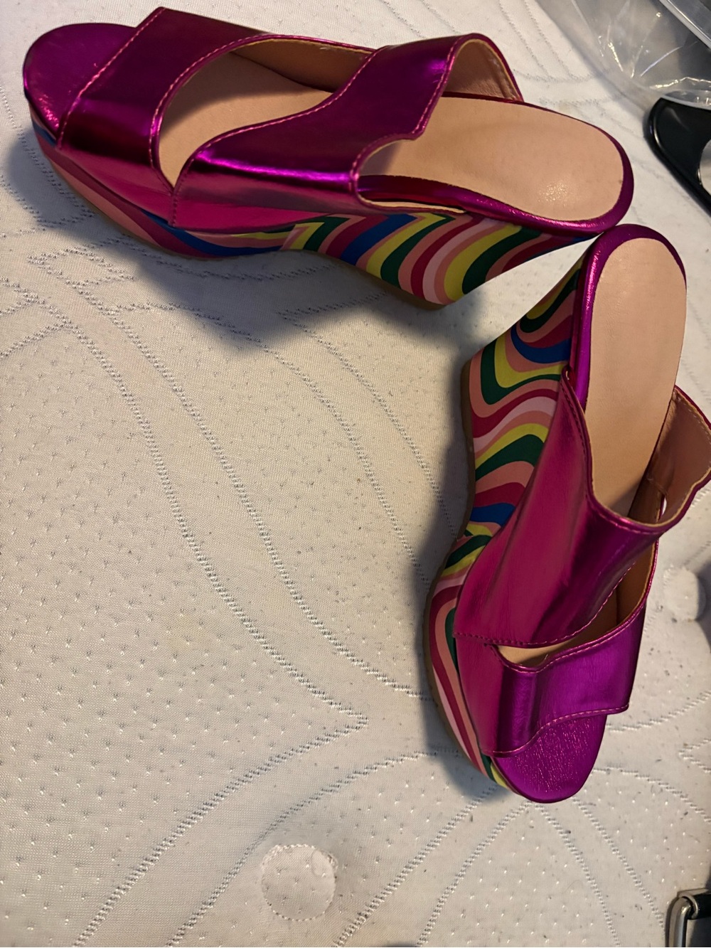 Source Unknown Metallic Fuchsia Platform Shoes with Rainbow Stripe Wedge - Picture 2 of 3